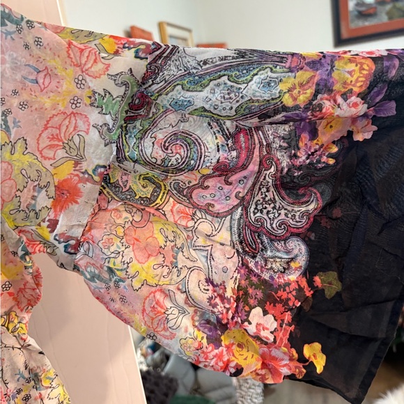 NATURAL LIFE Multicolor Floral Blouse🔥headed to thrift last drop - Picture 3 of 5